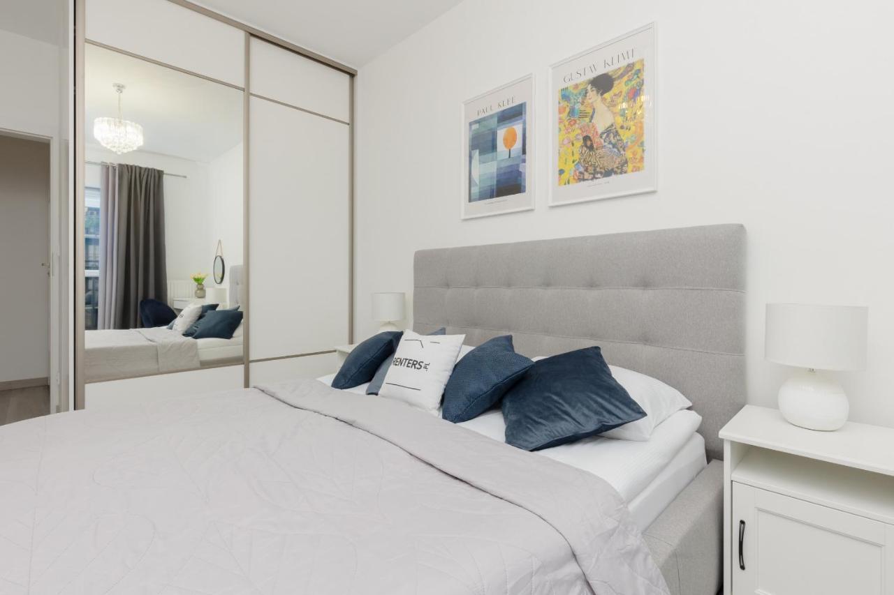 Cozy Apartment With Parking Bakalarska By Noclegi Renters 바르샤바 외부 사진