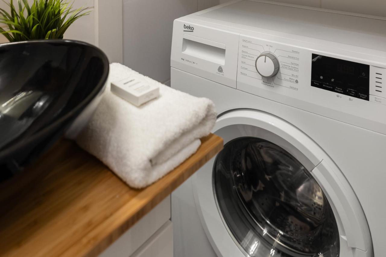 Cozy Apartment With Parking Bakalarska By Noclegi Renters 바르샤바 외부 사진