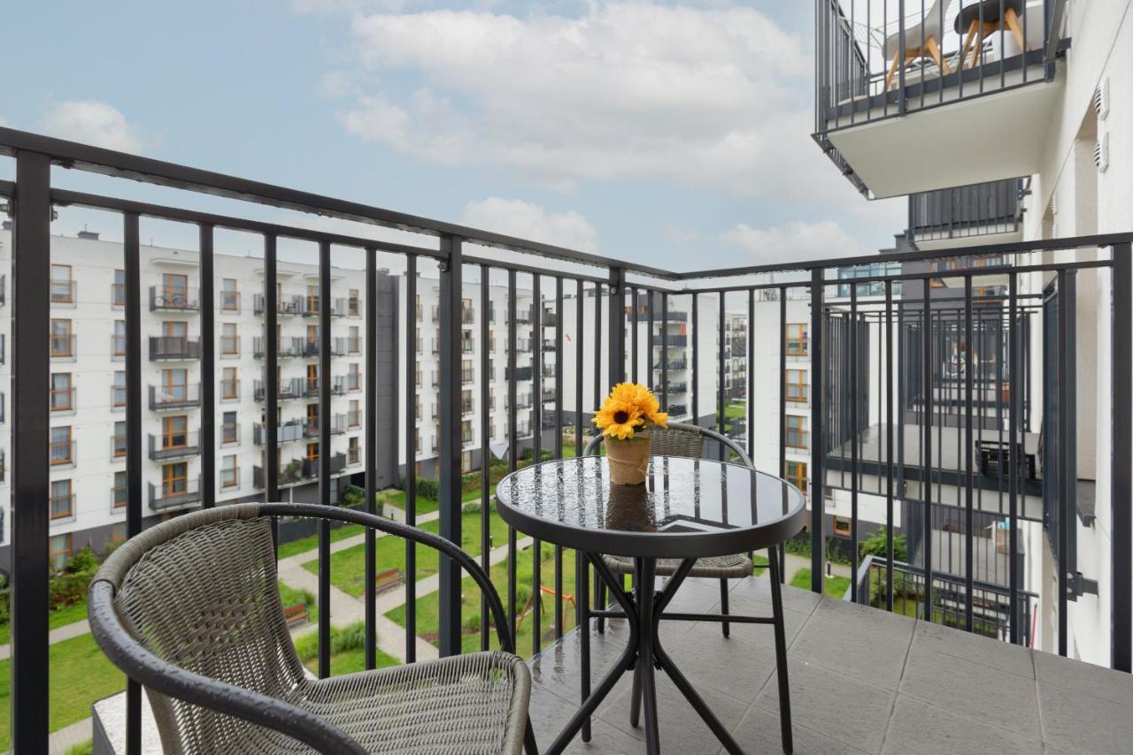 Cozy Apartment With Parking Bakalarska By Noclegi Renters 바르샤바 외부 사진
